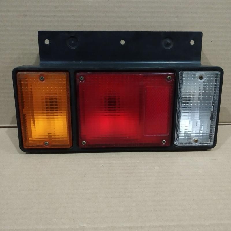Lampu Stop Lamp Isuzu Elf