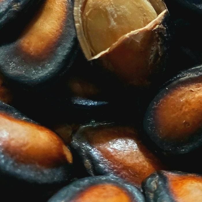 

Snack Kuaci Kwaci Hitam Biji Semangka Produk Import _ Limited _ Kemasan Repack 1.000g