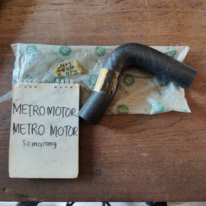 Selang Hose Radiator Datsun 120Y Atas