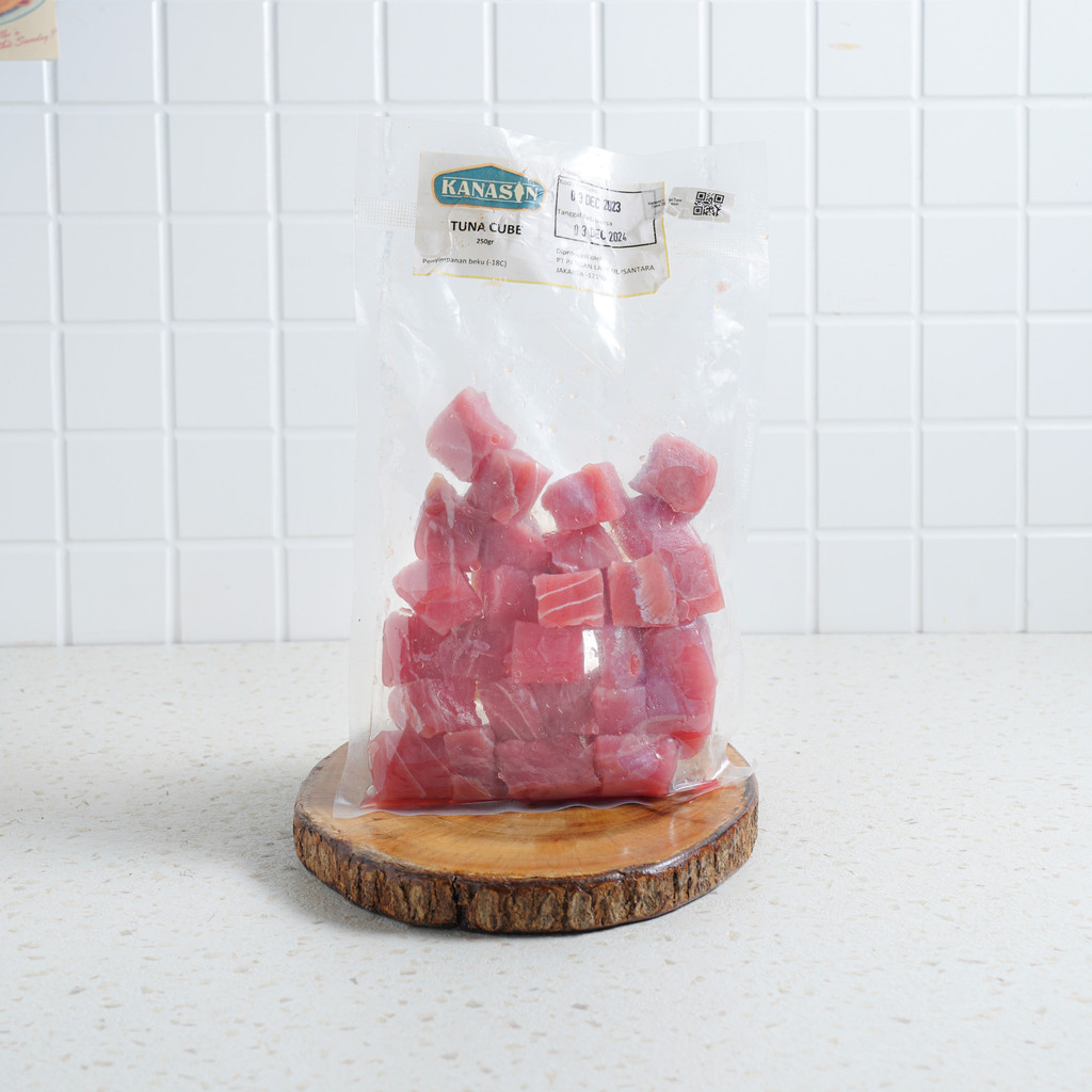 

Ikan Tuna Cube 250 gram