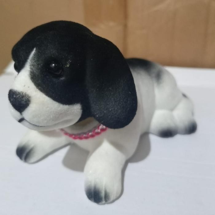 Anjing Goyang Boneka Dashboard Mobil