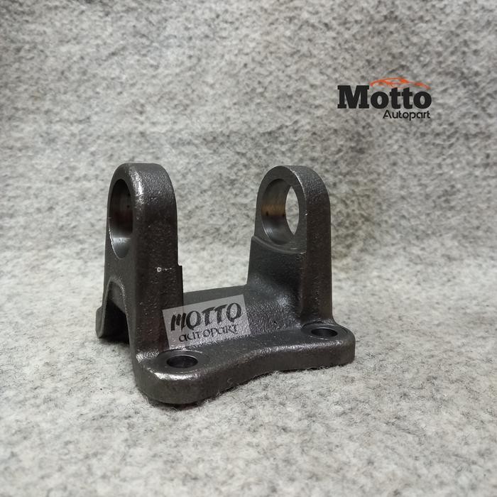 FLANGE JOINT BELAKANG REAR L200 STRADA MR393646
