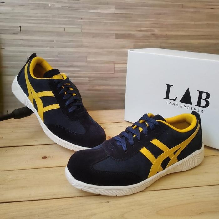 Sepatu Safety Sport Pria Wanita Safety Sneakers Ujung Besi