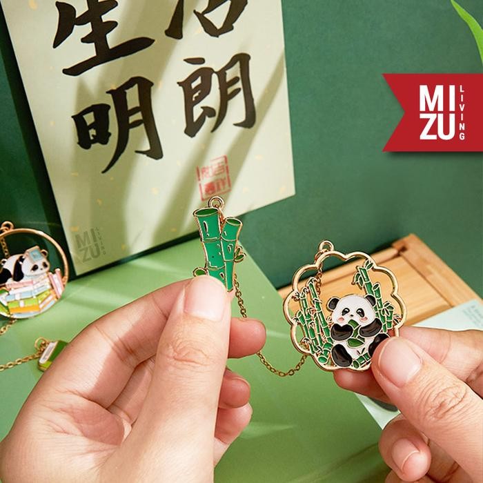 

Mizu Panda-Shiori Metal Bookmark Penanda Buku Panda Lucu Gift Souvenir Stationery