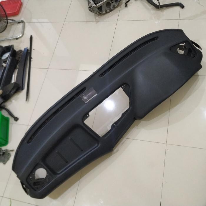 Original Bmw E34 Dashboard Hitam