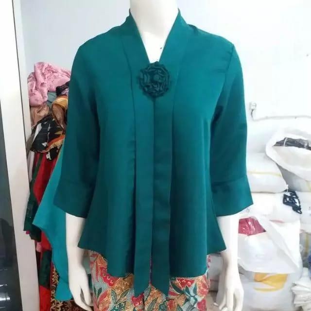 BIG SIZE Encim Kebaya Kartini Wanita Modern Kutubaru Putih