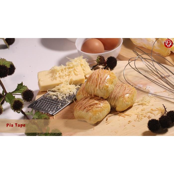 

(Allthebest) Pia Tape Asli Purnama Jati Oleh-oleh khas Jember