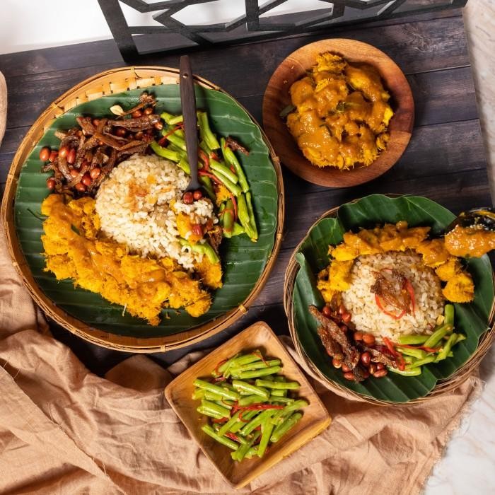 

(Allthebest) Low Cal Nasi Lemak with Rendang (Chicken Breast).Healthy Diet Catering