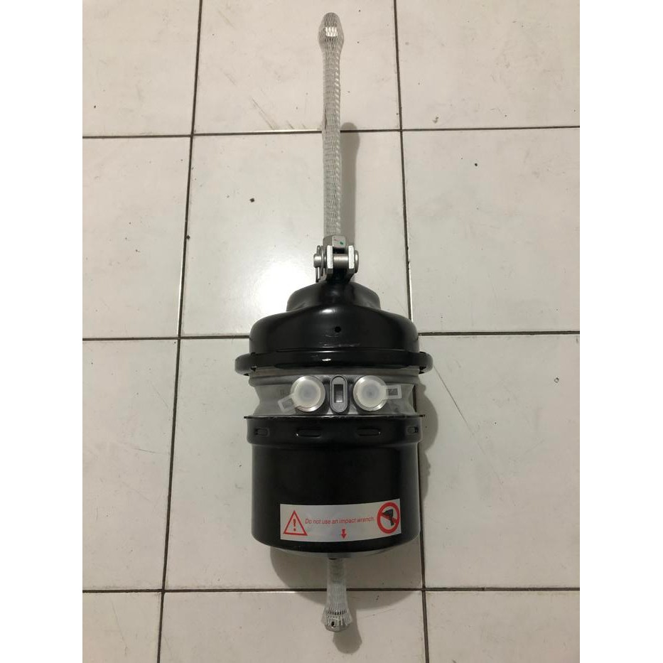 Brake Chamber Belakang Rear Double 30/24 Ud Quester