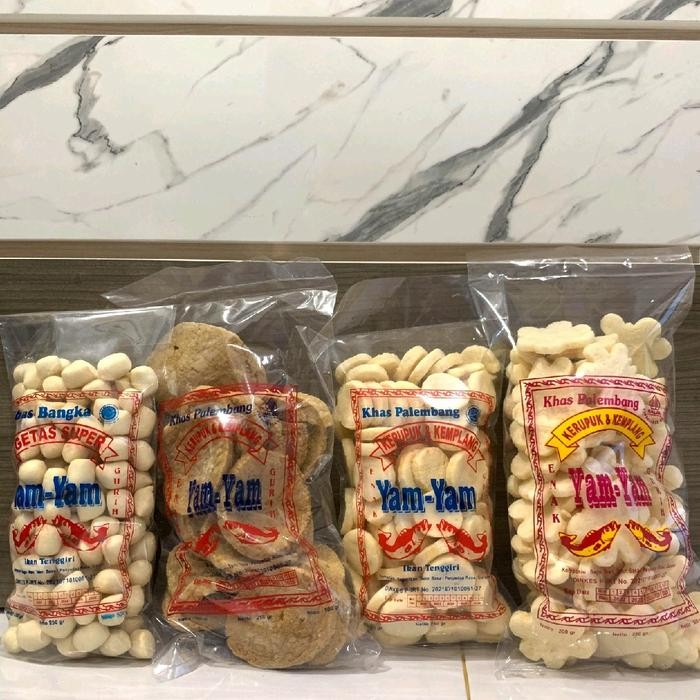 

Sale!! Paket Sedap Nampol (Getas, Kulit, Bunga, Mini) - Kerupuk Palembang - Food