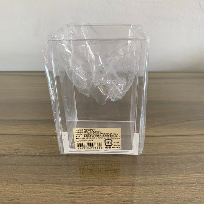 

Muji Acrylic Akrilik Pen Stand