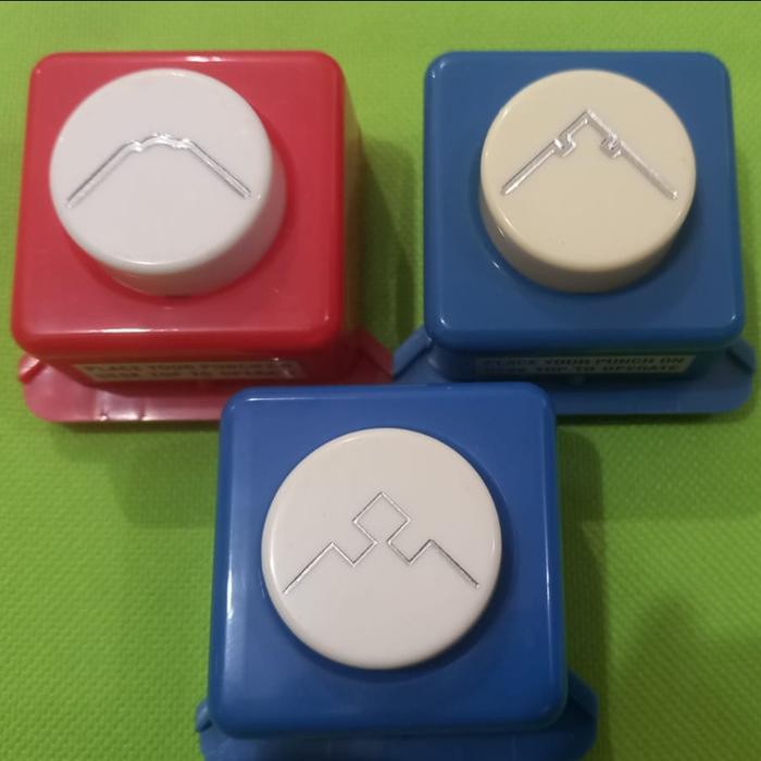 

Khusus Grab! Pembolong Kertas Carla Craft Corner Rounder Craft Punch