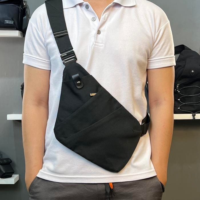 OSOCE tas selempang Pria dan wanita cocok untuk kuliah dan muat banyak kantong pria keren tas cowok