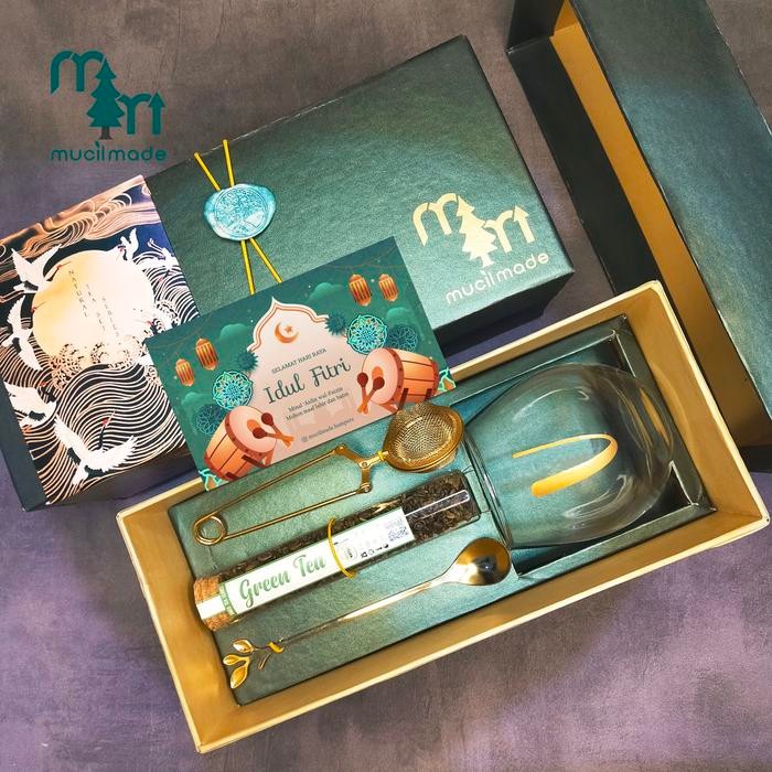 

PARSEL RAMADAN PAKET IDUL FITRI HAMPERS LEBARAN PREMIUM KADO WEDDING