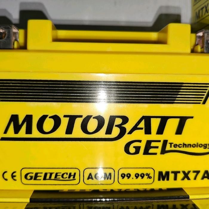 Aki Motor Bajaj Pulsar NS200 Motobatt MTX7A Aki Kering/Aki Gel