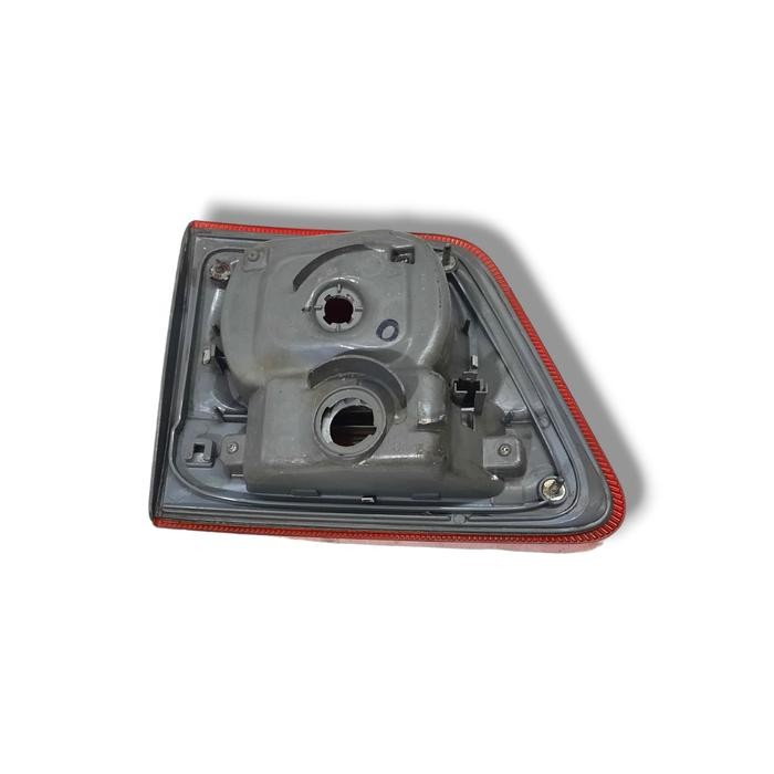 Lampu Reflektor Bagasi Belakang Kanan Toyota Fortuner Gen1 2005 - 2010 Bekas Original Laik Pakai