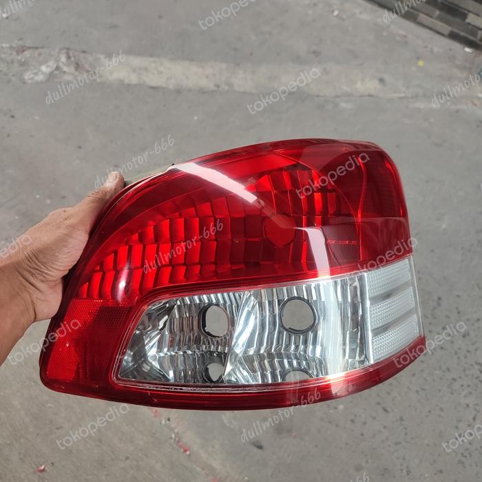 Stoplamp Vios Gen 2 Bekas