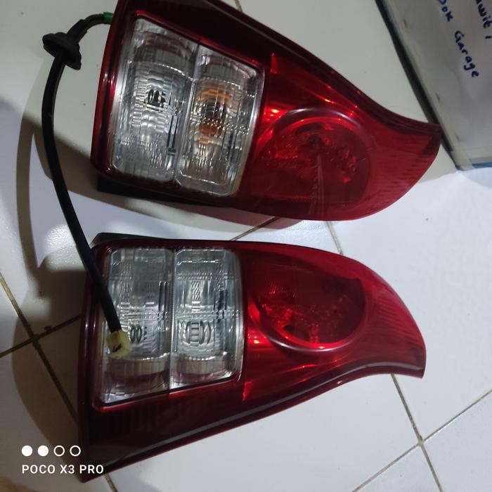 Lampu Belakang Xenia/Avanza 2013-2019 Copotan