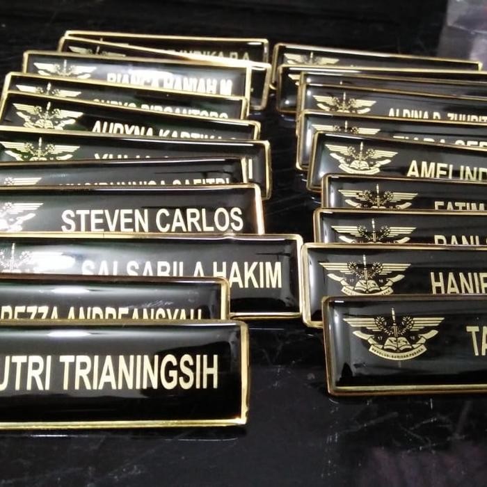 

New name tagnama dada bahan kuningan peniti-magnet-pakuharga sama Stiker