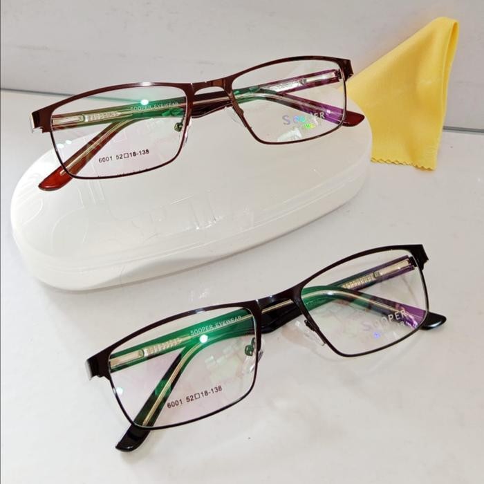 Kacamata full frame lensa minus tinggi