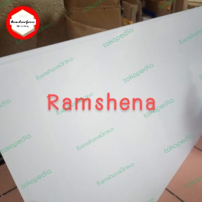 

Ready Bahan Gravoply Grafir Name Tag Laser Router 60 X 120 Cm Tebal 1.5 Mm