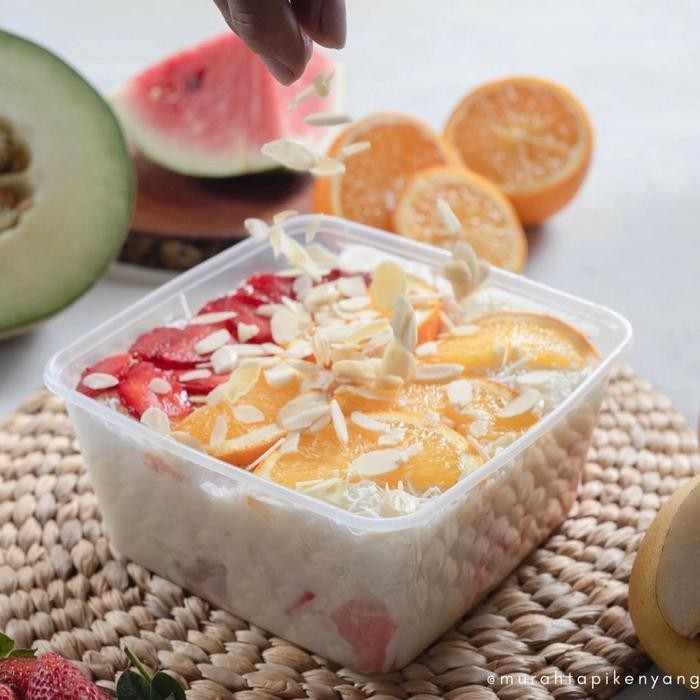 

salad buah uk 1500ml toping almond