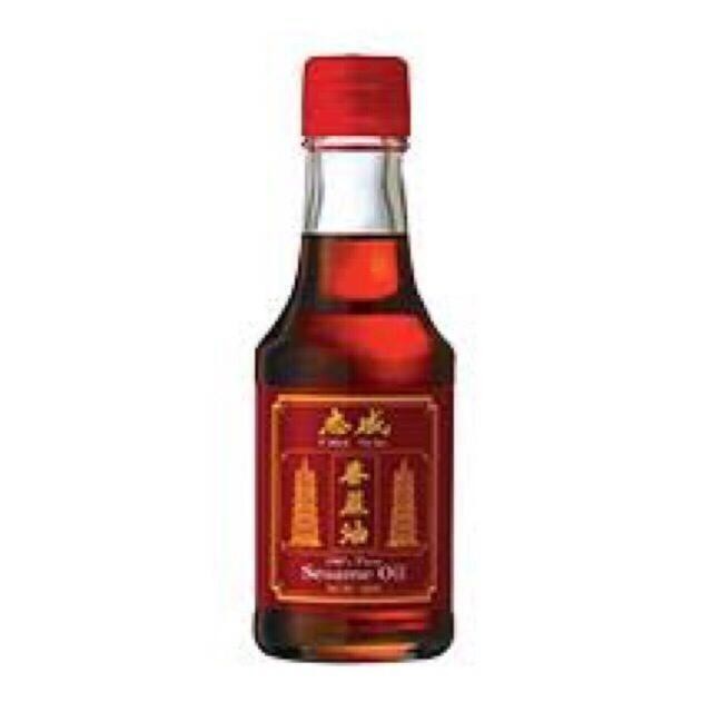 

Pilihan- Minyak Wijen Chee Seng Pagoda 160Ml Minyak Wijen Singapura