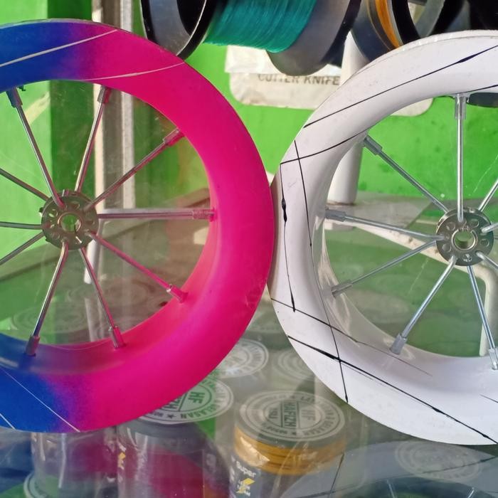 bladu gulungan racing layangan