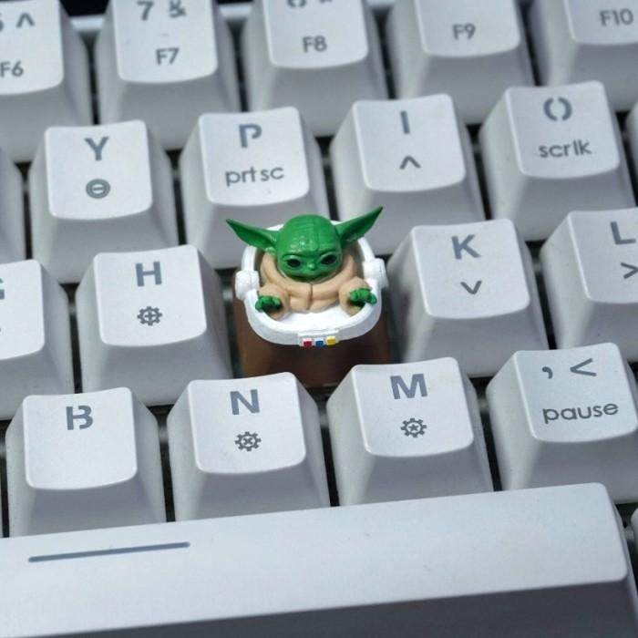 (Expert) Artisan Keycaps/ Baby Yoda keycap mandalorian starwars
