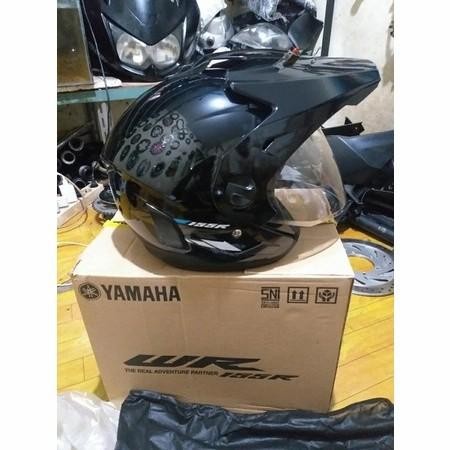 [Expert] Helm Cross Yamaha WR 155 100%ori