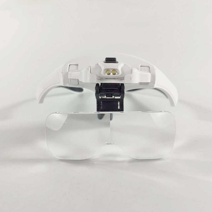 

Terlaris Kaca Pembesar Kacamata Reparasi Jam Magnifier With 2 Led 5 Lens 3.5X - 9892B2 Ongkir