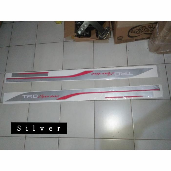 STIKER TRD FORTUNER VRZ