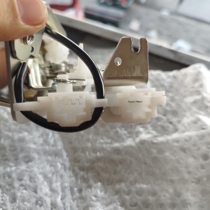 Door Lock Kunci Aktuator Pintu Belakang Bagasi Honda Freed Jazz S Rs