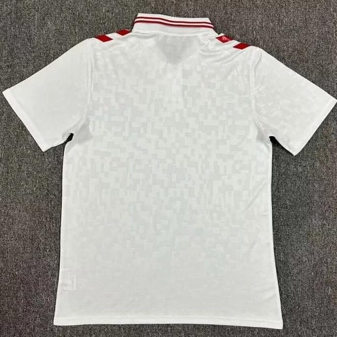 Jersey Baju Bola Denmark Away 2024 Gratis Ongkir