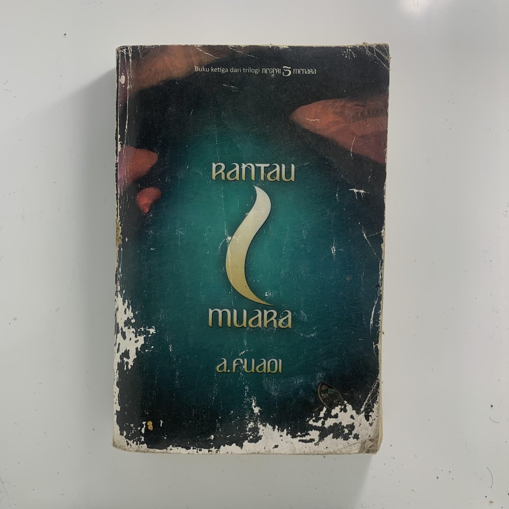 NOVEL Rantau 11 Muara, A. Fuadi bekas