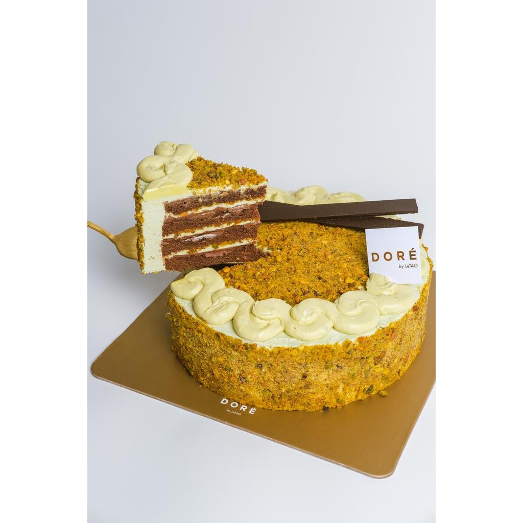

Pistachio Au Chocolat - Birthday Cake