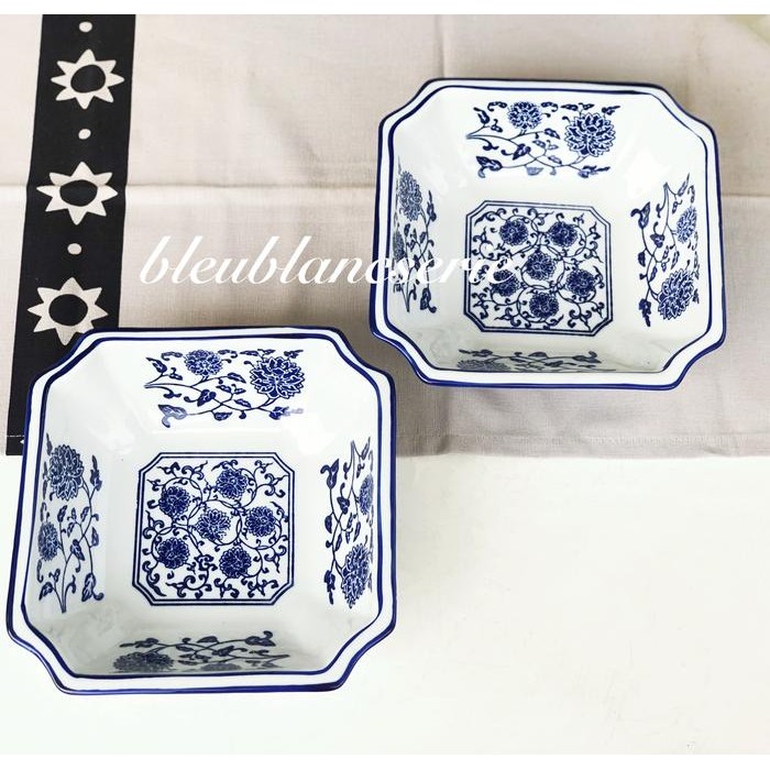 Unik Mangkok Saji Keramik Biru Putih Cekung Segi