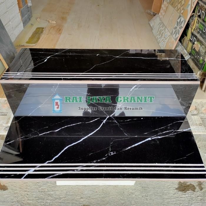 (Expert) Granit Anak Tangga 30x100 dan 20x100 Hitam Motip