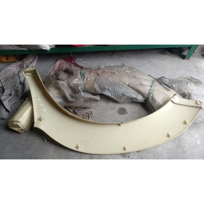 Over Fender Belakang Kanan Kijang Krista Copotan