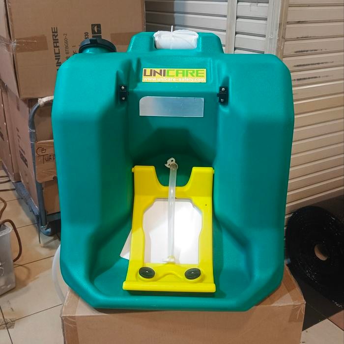 eywash merek unicare/EYWASH MEREK UNICARE