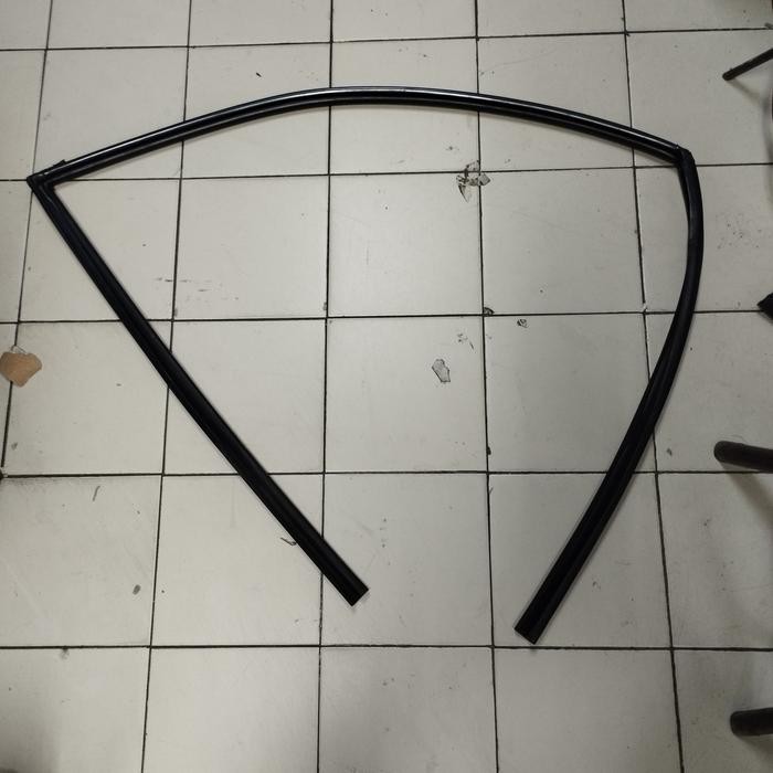 Karet Chanel Kaca Pintu Depan Kiri Hyundai Accent Atoz