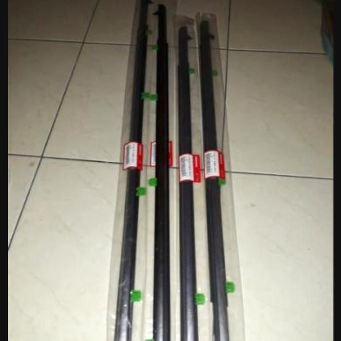 Pelipit Kaca Moulding Kaca Crv Gen 3 2007-2012 Set Chrome