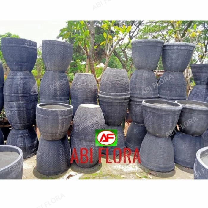 Pot Gentong Besar Motif Minimalis / Pot Semen / Pot Gentong Batu