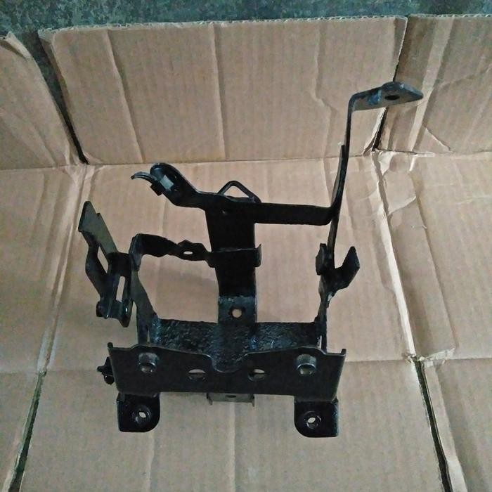 PREMIUM wadah tempat aki breket vario 110 old /tekno 110 / tekno 125 old