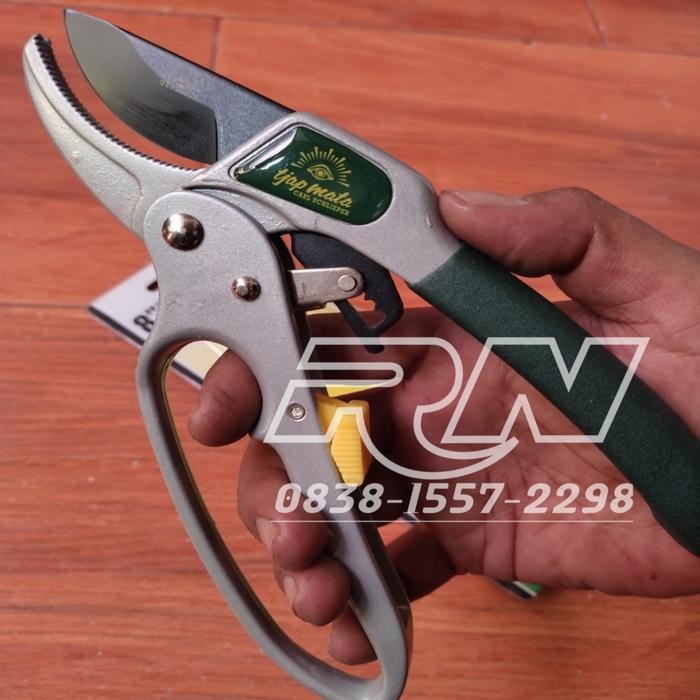 Gunting 8 inch Tjap mata gunting rumput dahan ranting hon