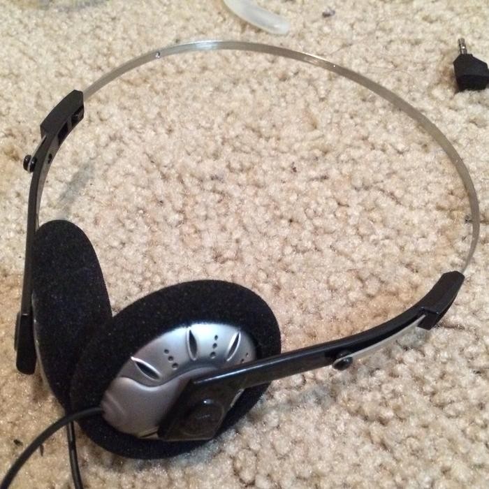 Koss KSC75 The Legend of Bass Headband