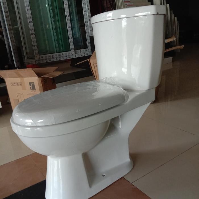 KLOSET DUDUK VOLK 664 CLOSET PUTIH WC