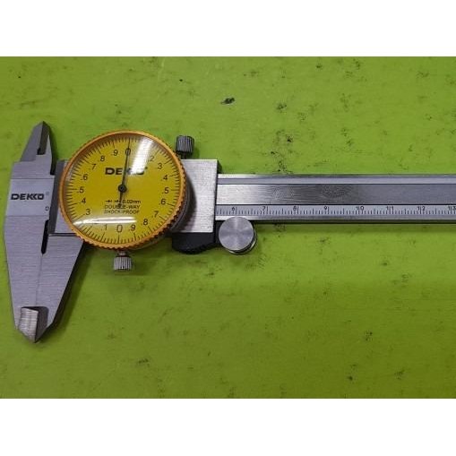 Sigmat Dial Caliper 15 Cm Merk Dekko
