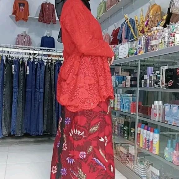 Baju Adat Marlena // Baju Adat Anak // Kebaya Marlena Baju Adat Khas Wanita Madura Produk Unggulan