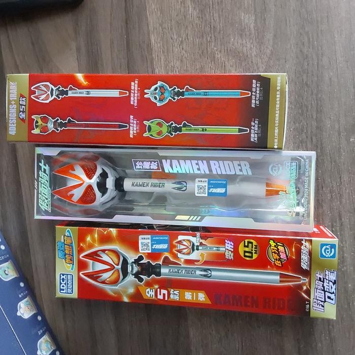 

LDCX PENS 0,5 MM KAMEN RIDER 49413 RANDOM [ORIGINAL LDCX]